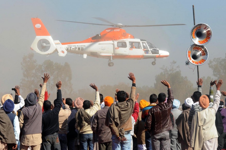 afp_india_politics_24Jan12-878x585